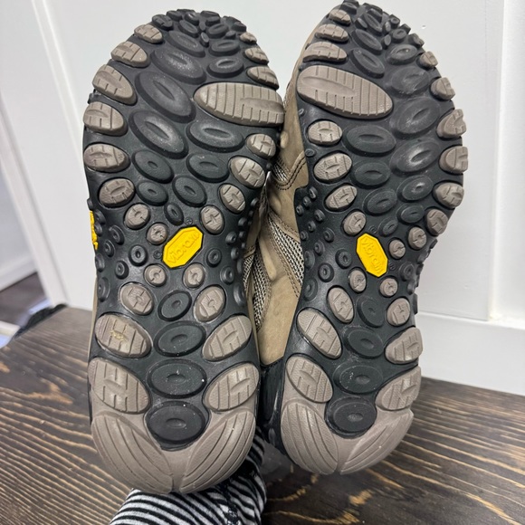 ⬇️$42 Merrell Vibram men’s hiking shoes size 7 - Picture 4 of 7